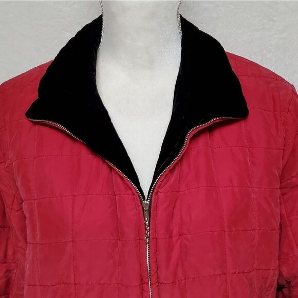 Vintage 1980s Easy Spirit Reversible Black Velvet Red Silk Qulited Filled Jacket - Picture 10 of 16